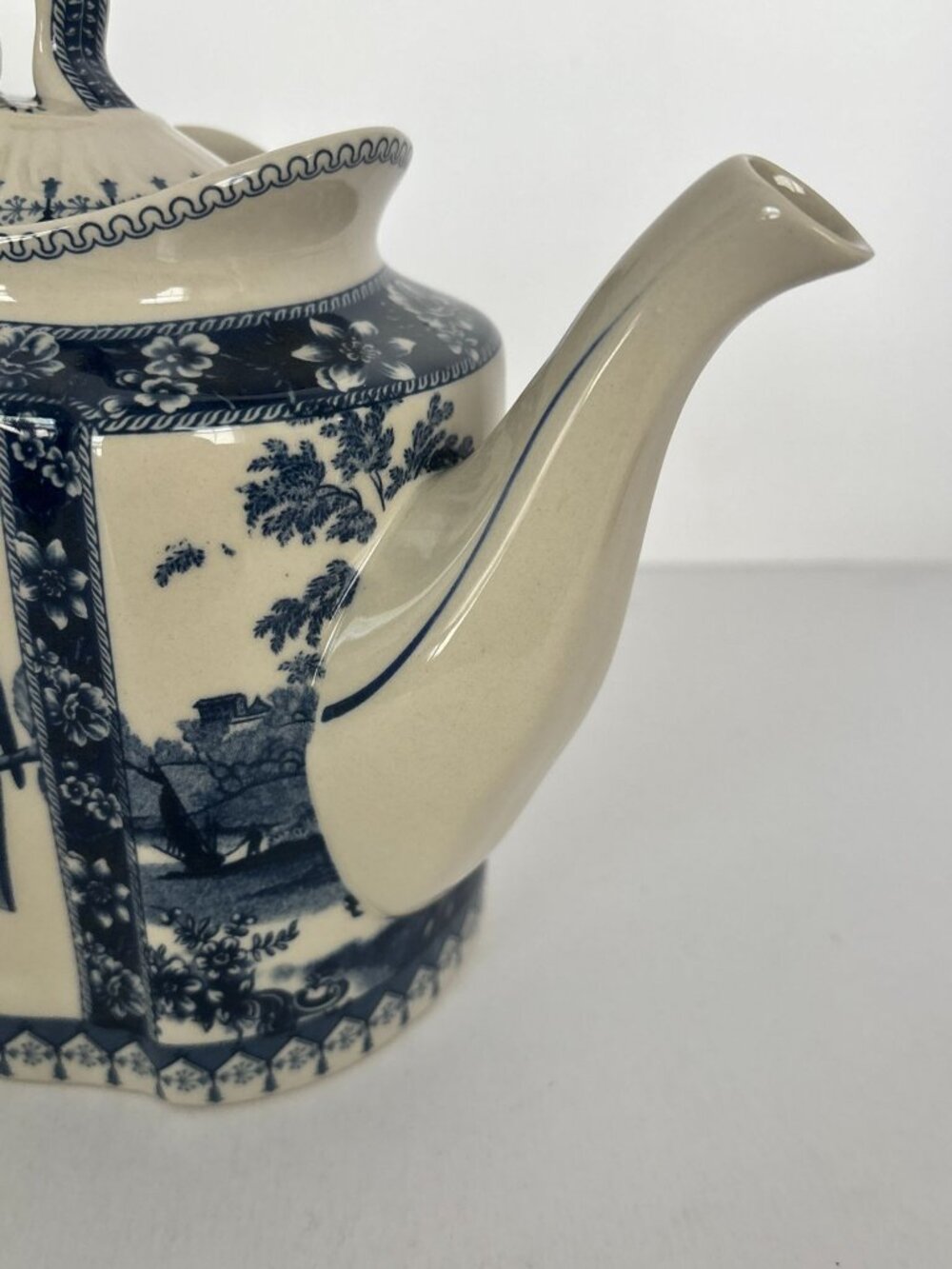 Blue White Teapot Bird Ceramic Transferware Style Mothers Day Gift Idea Tea Pot - Picture 7 of 16